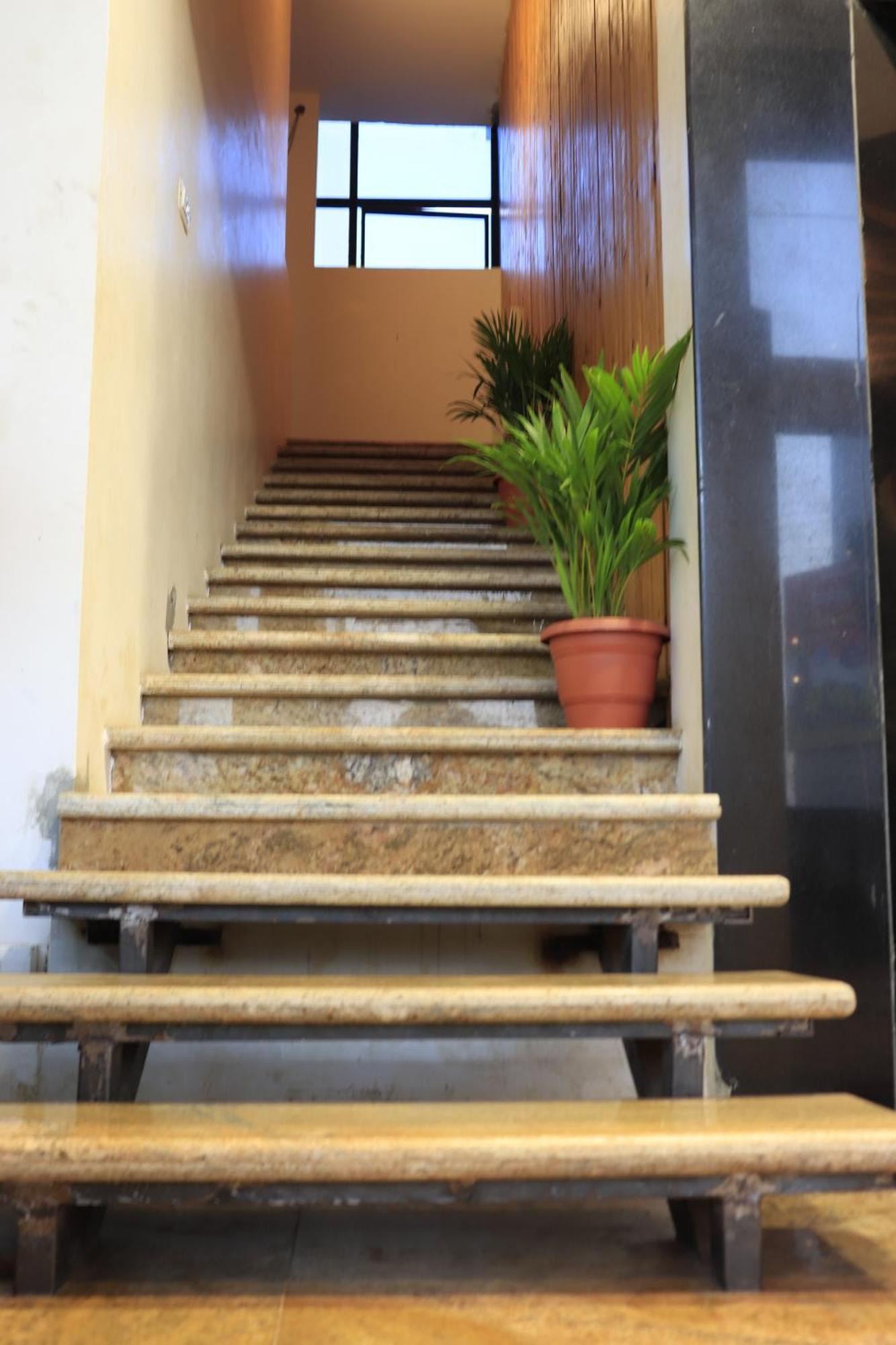 Balaji Gold Inn Hotel Hubli Exterior photo